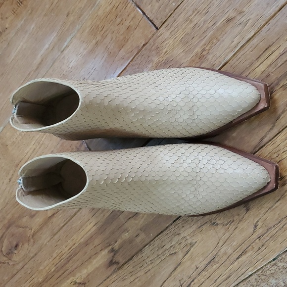 Wal & Pai West Camel Snake Booties - Picture 2 of 8